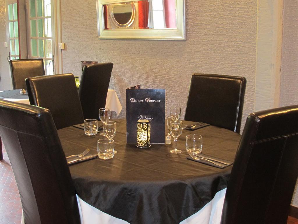 Logis Deshors-Foujanet Hotel Chamboulive Luaran gambar