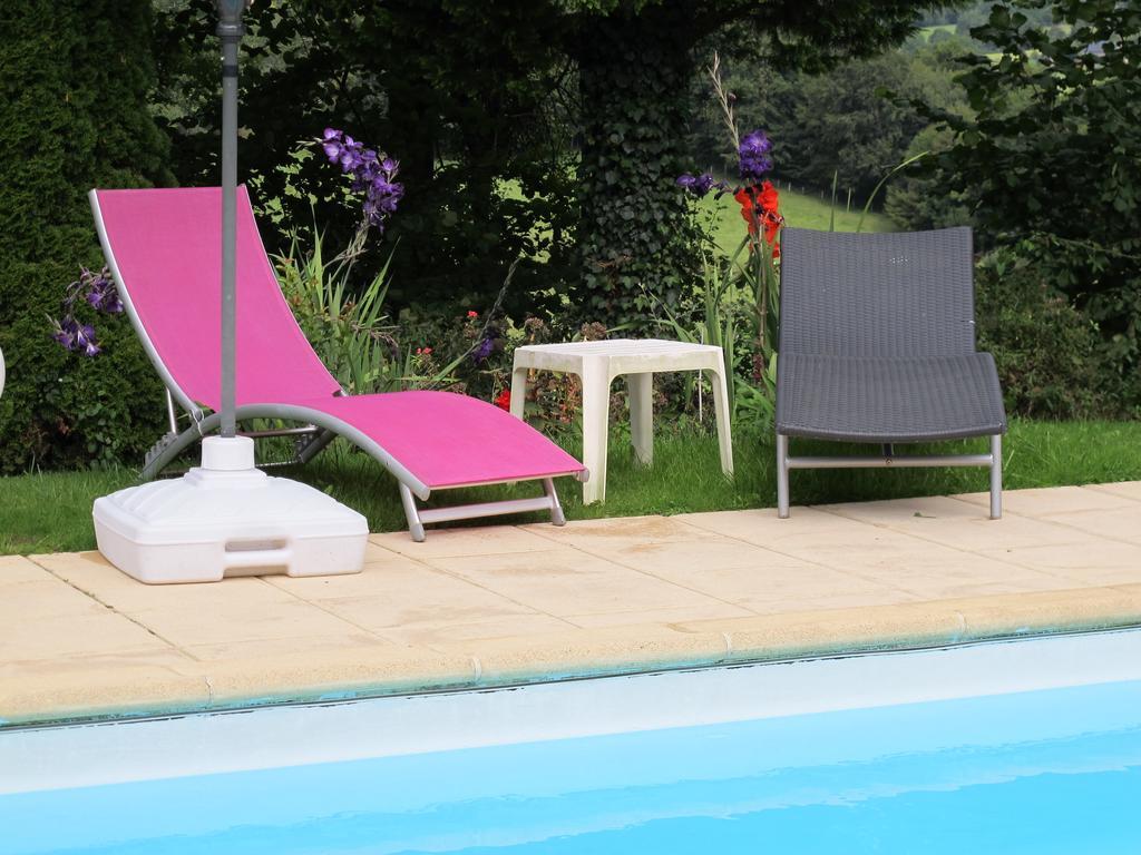 Logis Deshors-Foujanet Hotel Chamboulive Luaran gambar