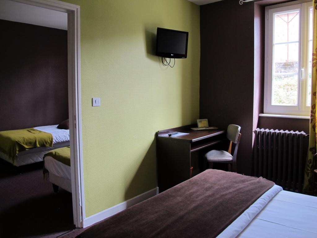 Logis Deshors-Foujanet Hotel Chamboulive Bilik gambar